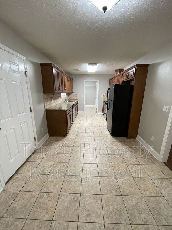 Building Photo - 4508 Auburn Rd