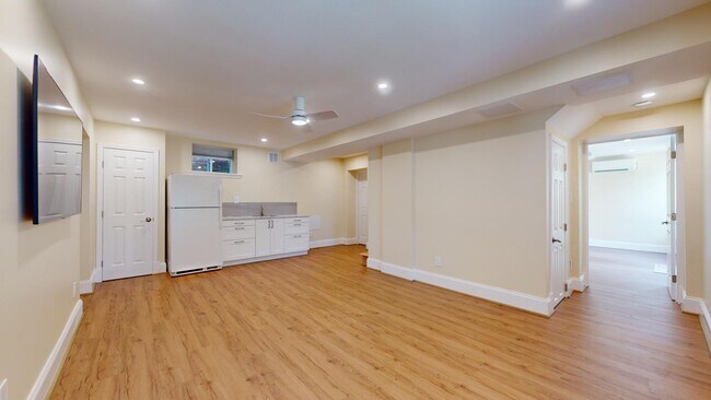 Building Photo - 4107 Aspen St