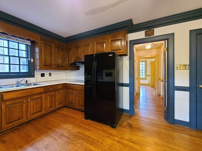 Building Photo - 3 BR, 2.5 BA in Crown Grant