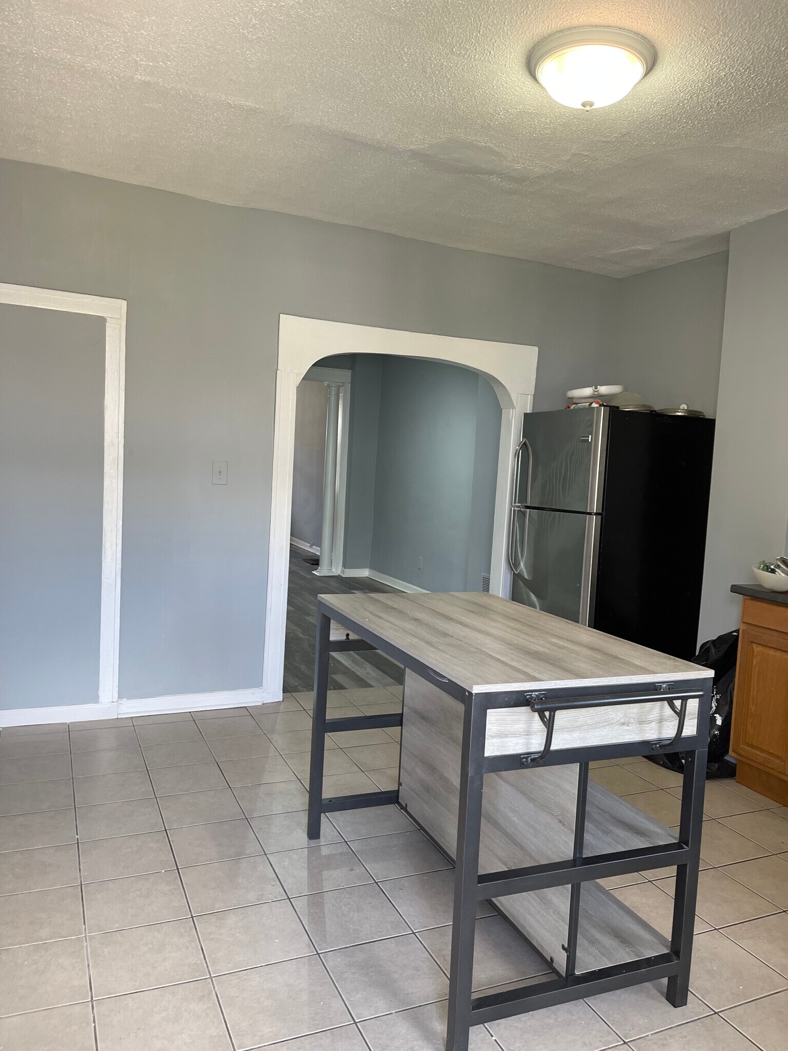 Building Photo - 2240 Penrose Ave