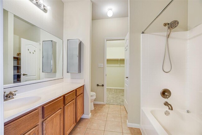 Building Photo - 4113 Hidden View Ct