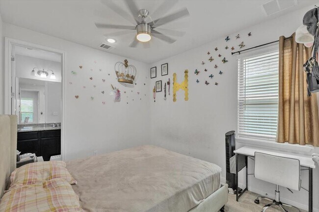 Building Photo - 2517 Cappelle Way