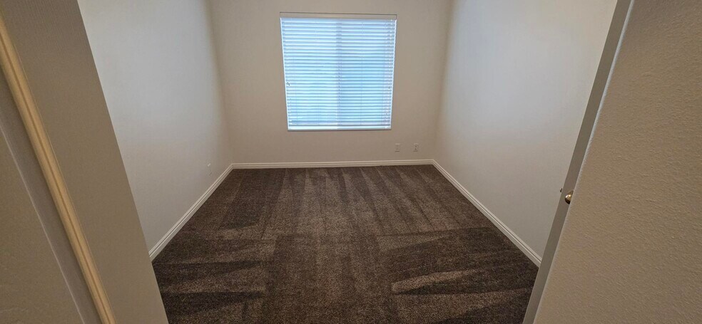 Building Photo - 1443 S 430 W