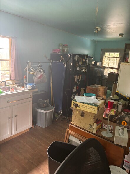Building Photo - 11711 Bluebird Dr