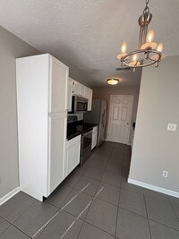 Building Photo - 120 River Run Ct