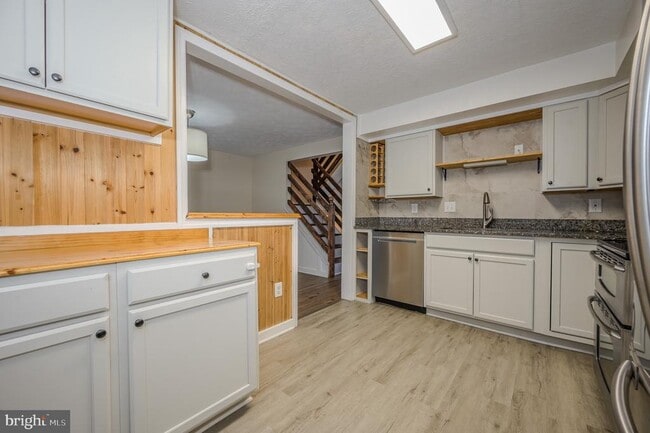 Building Photo - 14727 Winding Loop