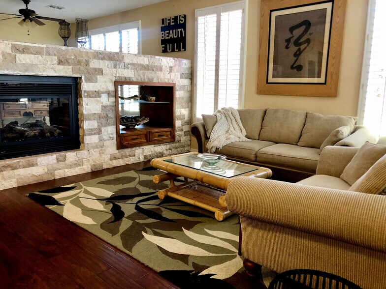 Building Photo - 41418 N Clear Crossing Rd