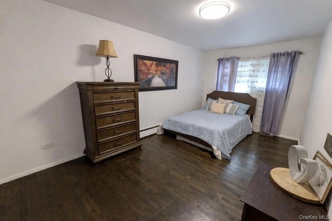 Building Photo - 4 McLaughlin Ave