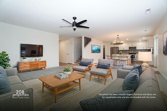 Building Photo - 1512 W Cub River Dr