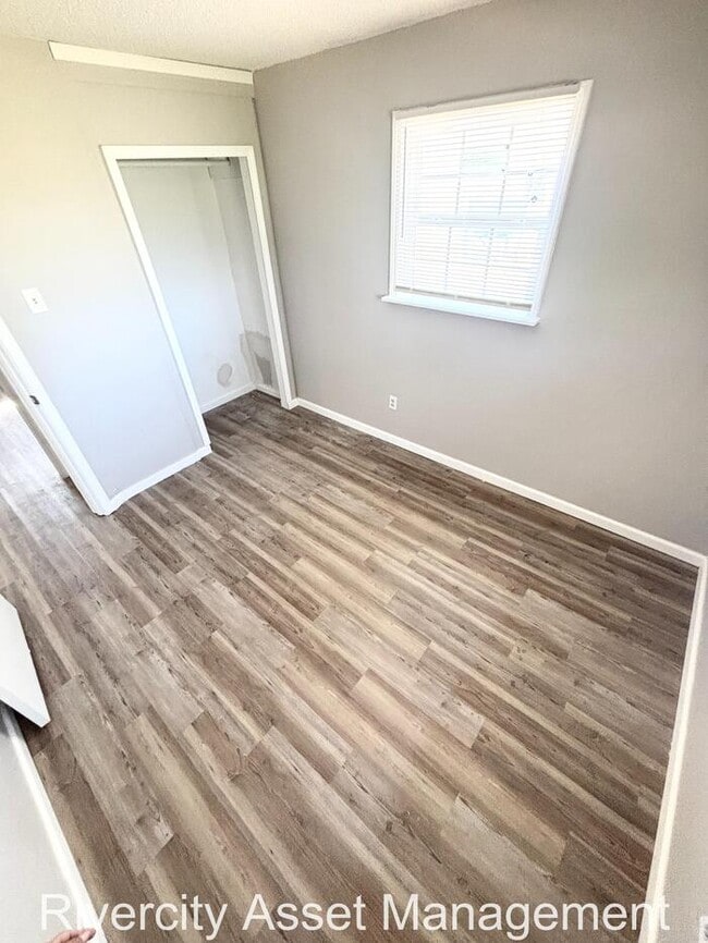 Building Photo - 380 Elder Rd