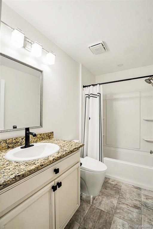 Building Photo - 2825 Alorington Ln