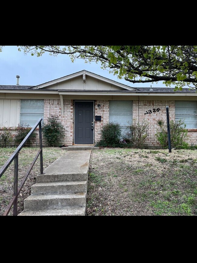 Building Photo - 7326 Harold Walker Dr
