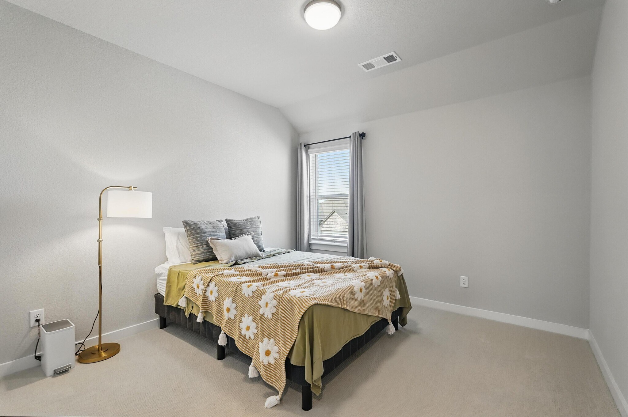 Building Photo - 3003 Wind Knot Way