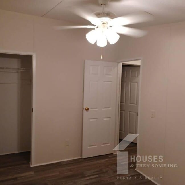 Building Photo - 10 Melodyaire Ct