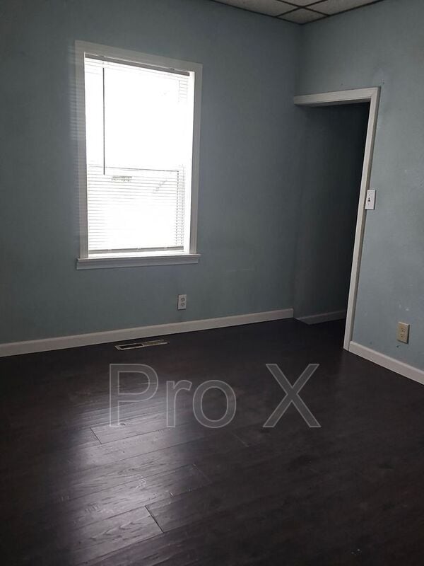 Building Photo - 1506 N Joplin St