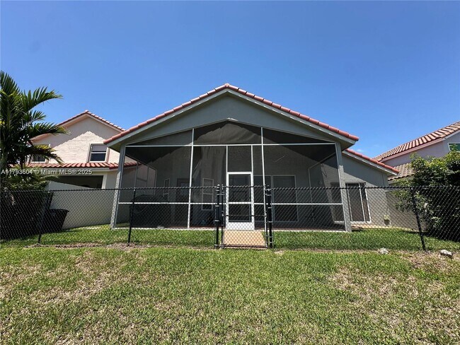 Building Photo - 22040 Altona Dr