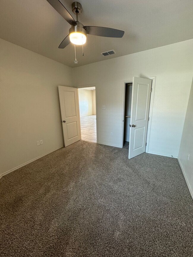 Building Photo - 2 Bed/2Bath Available JUNE in COOPER ISD!