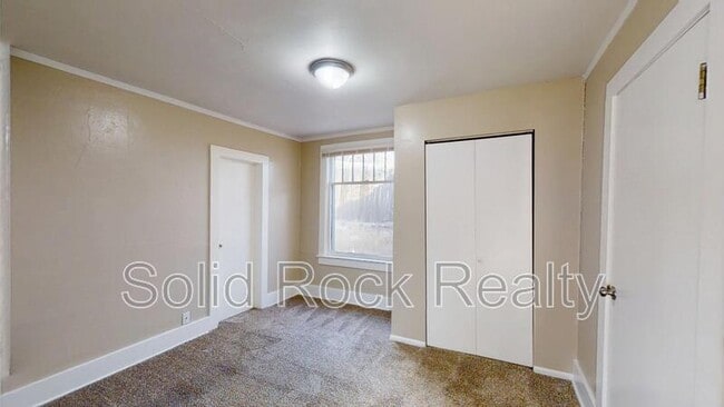 Building Photo - 3137 W Kiowa St