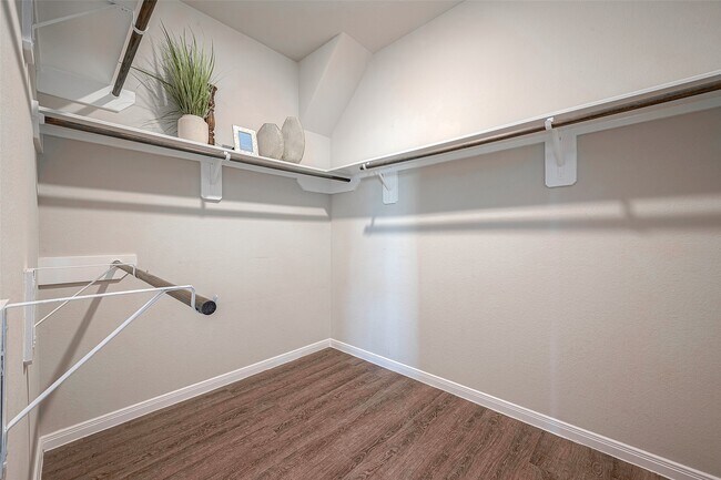 Building Photo - 5207 Chester Springs Ln