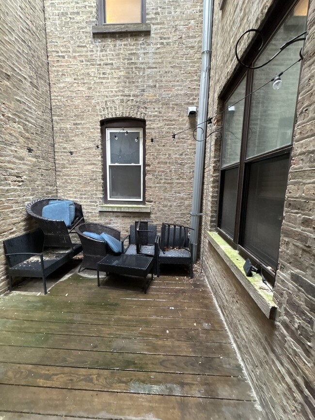 Building Photo - 2743 N Hampden Ct