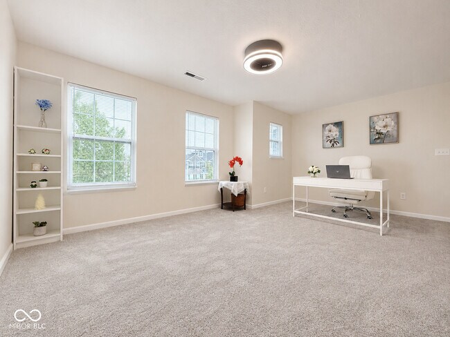 Building Photo - 5872 Wintersweet Ln