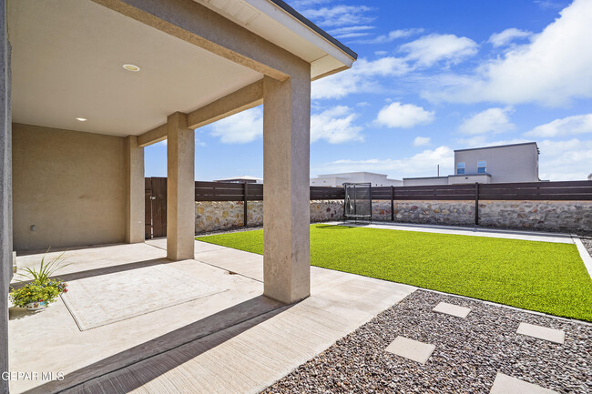 Building Photo - 2521 Mike Price Dr