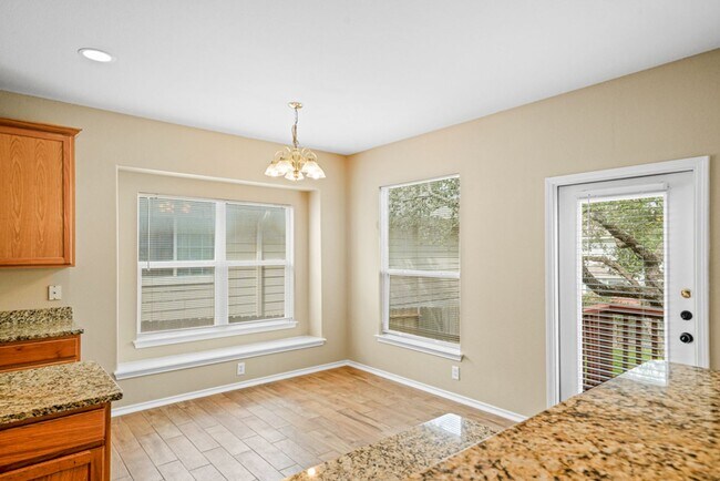 Building Photo - 137 Red Hawk Ridge