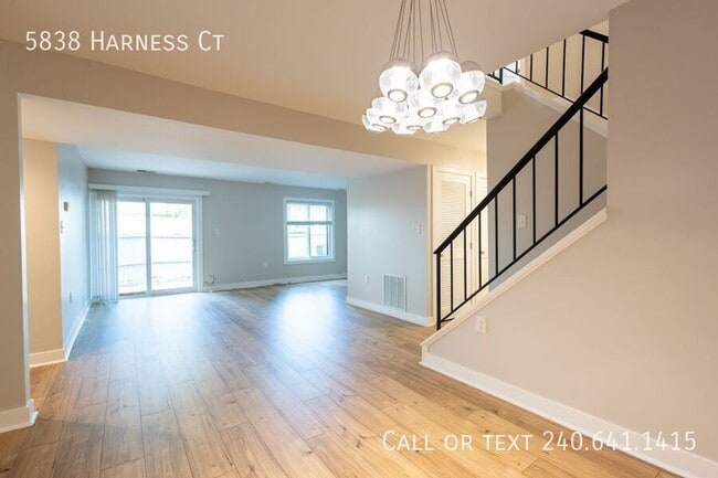 Building Photo - 5838 Harness Ct
