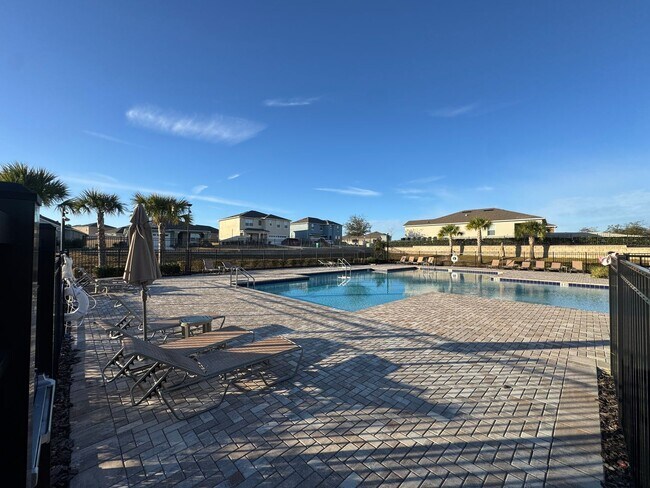 Building Photo - Spacious 3 Bedroom / 2 Bathroom Home in Mt Dora’s Timberwalk Community – AVAILABLE NOW!