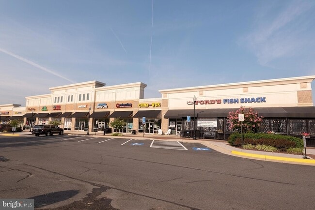 Building Photo - 42724 Rolling Rock Square