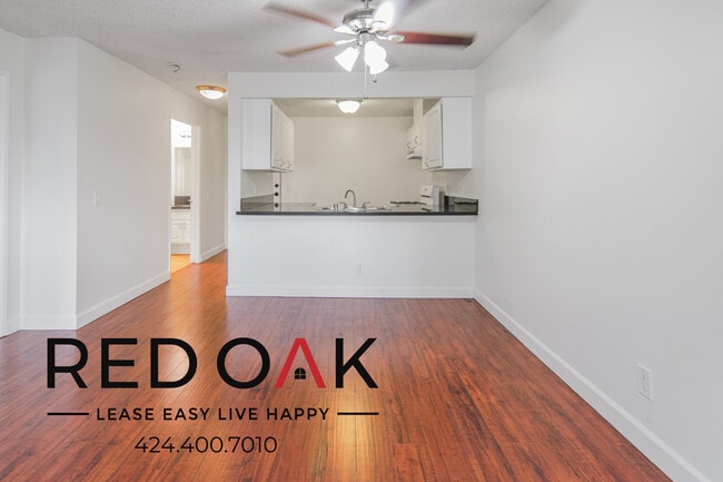 Building Photo - 6660 Vineland Ave