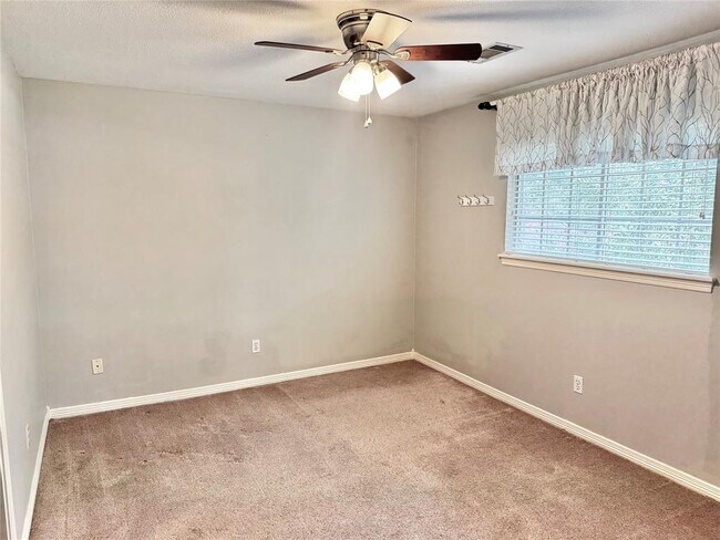 Building Photo - 14227 Championship Ln