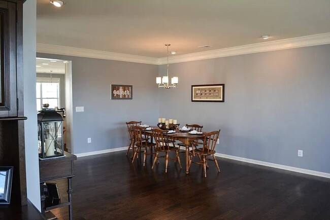 Building Photo - 23540 Hopewell Manor Terrace