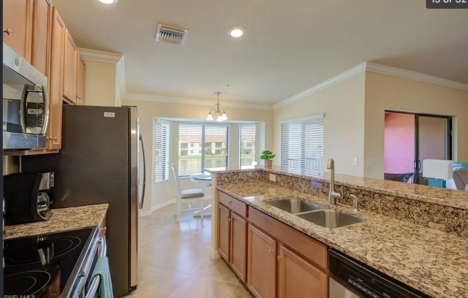 Building Photo - 13720 Julias Way