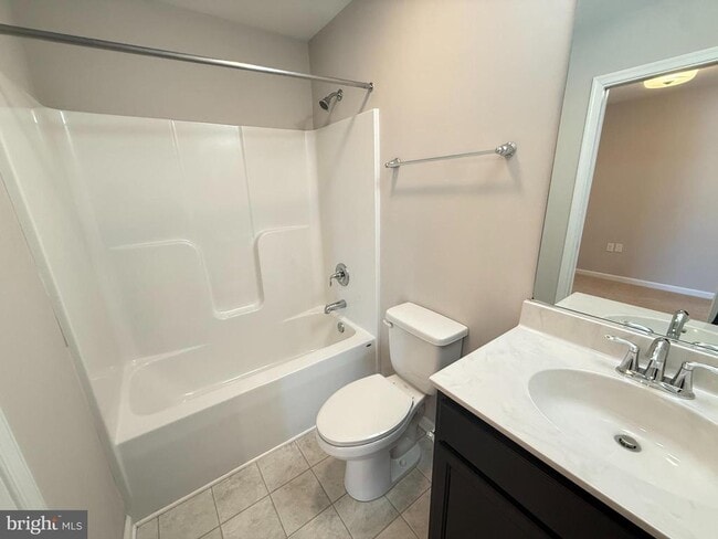 Building Photo - 217 Brooks Cir