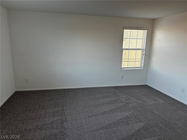 Building Photo - 512 Ylang Pl