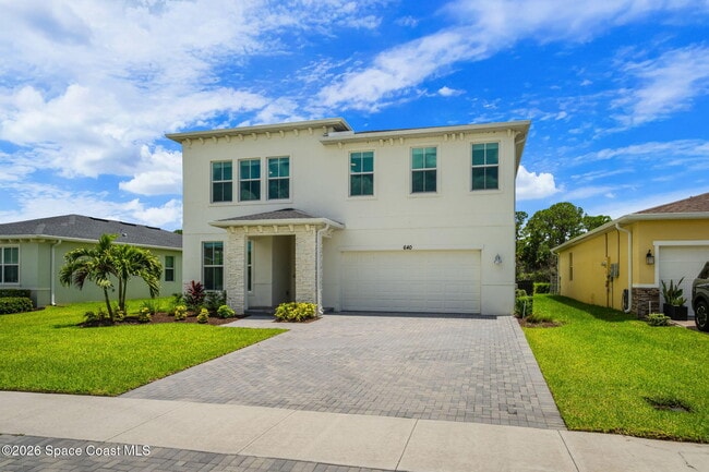 Building Photo - 640 Veridian Cir NW