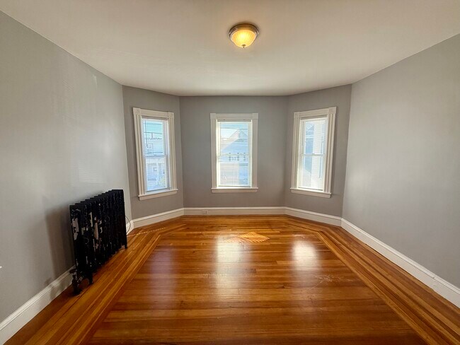 Bedroom #1 - 11 Mt Vernon St