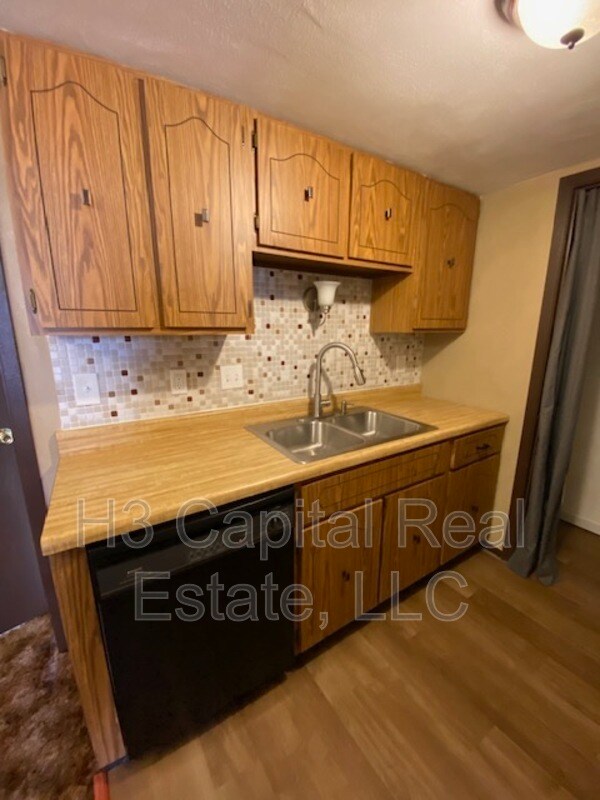 Building Photo - 2407 Frank Scott Pkwy W