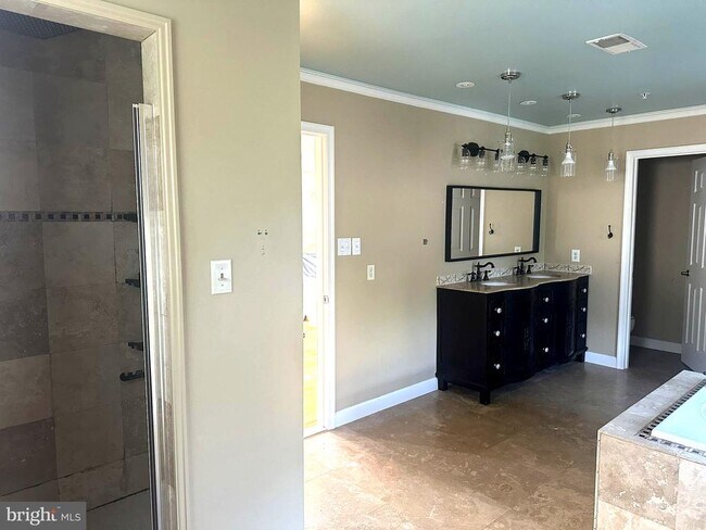 Building Photo - 1401 Windjammer Ct