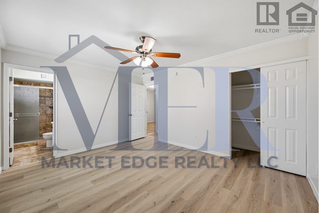 Building Photo - 3Bed/2Bath House at Cactus/ 39thAve! Ready for Immediate Move-In! -- NO HOA! FULLY REMODELED!