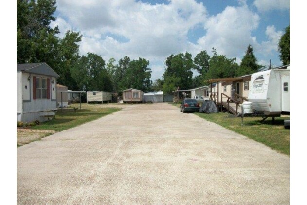  - Seth's Mobile Home Village