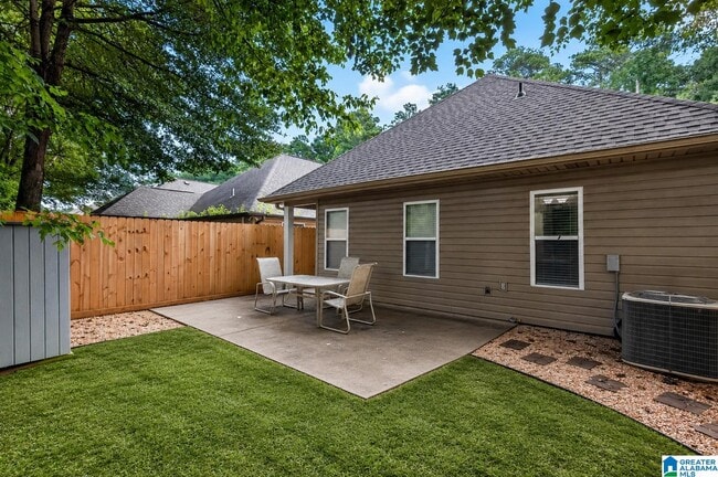 Building Photo - 5317 Cottage Cir