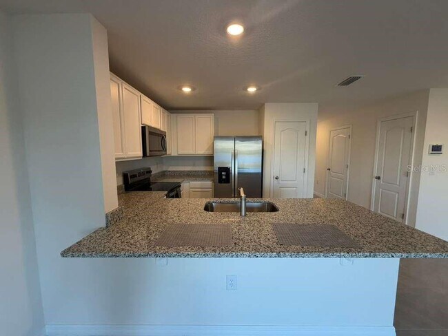 Building Photo - 6602 Leo Ln