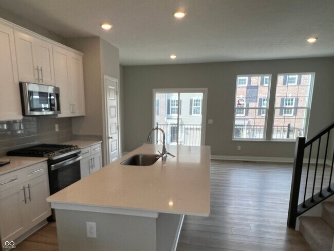 Building Photo - 6940 Equality Blvd