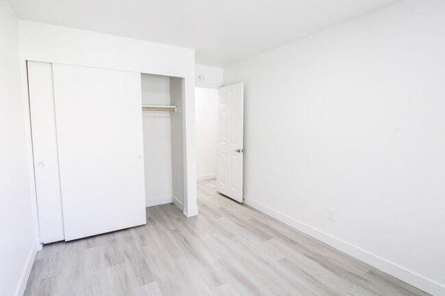 Building Photo - 2 Bed, 2 Bath Townhome in San Luis Obispo!