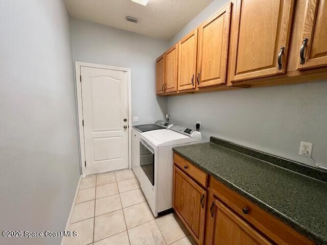 Building Photo - 331 Castlewood Ln