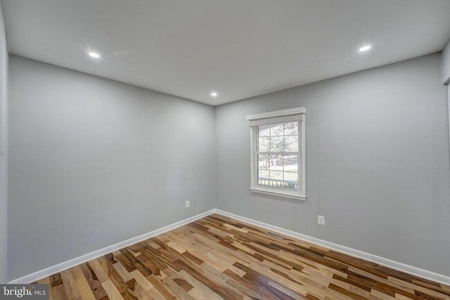 Building Photo - 4309 Selkirk Dr