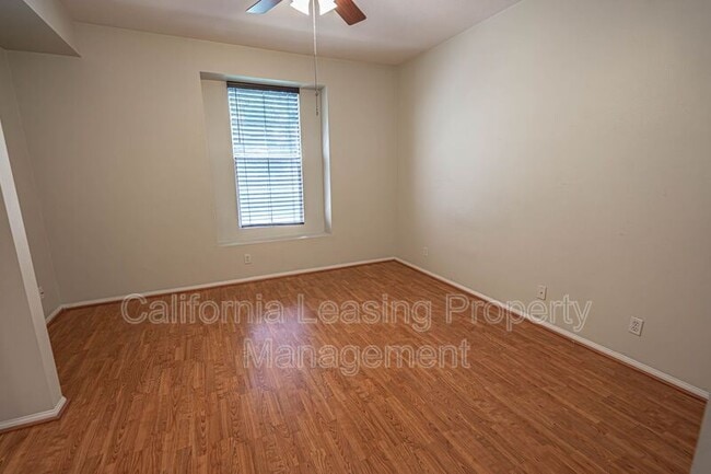 Building Photo - 23420 Waterway Ln