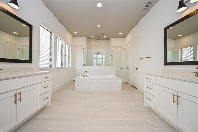 Building Photo - 22310 Understory Ct